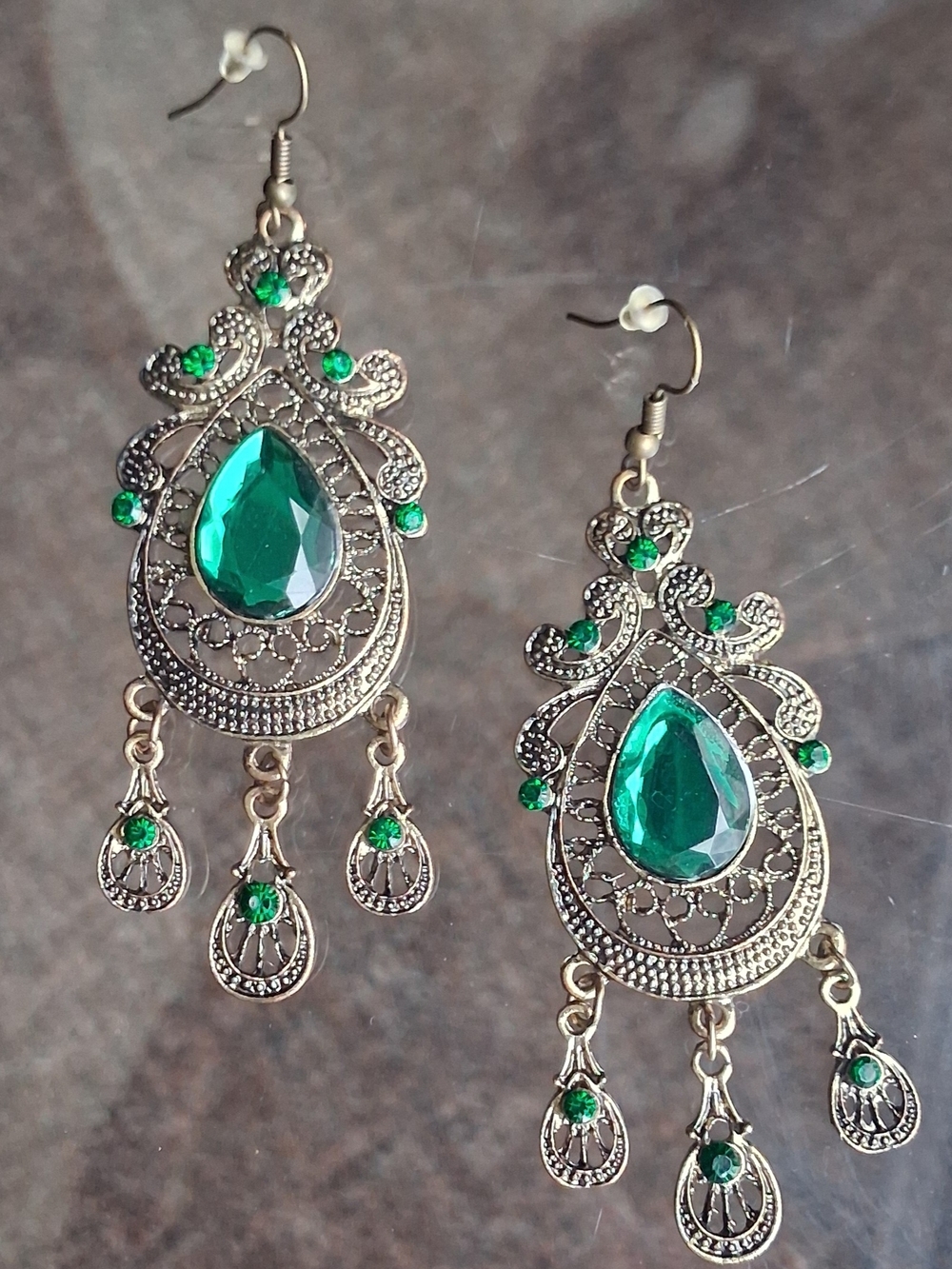 Green Teardrop Filigree Dangle Earrings